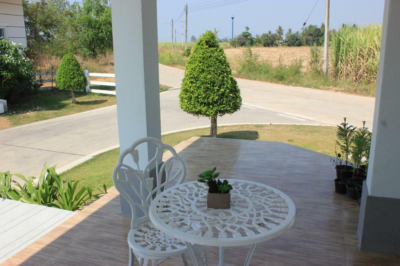 Baan Rabiengkao Hua Hin Hotell Exteriör bild